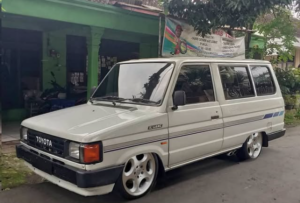 Service AC Mobil Toyota Kijang Super Pademangan